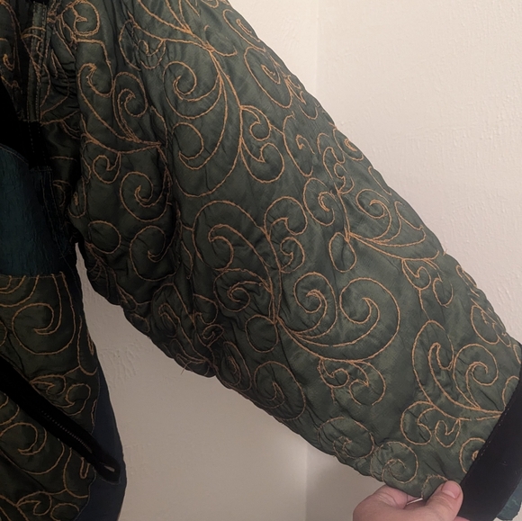 VNT Neiman Marcus Patchwork Down Puffer Coat- Embroidered - Picture 11 of 14